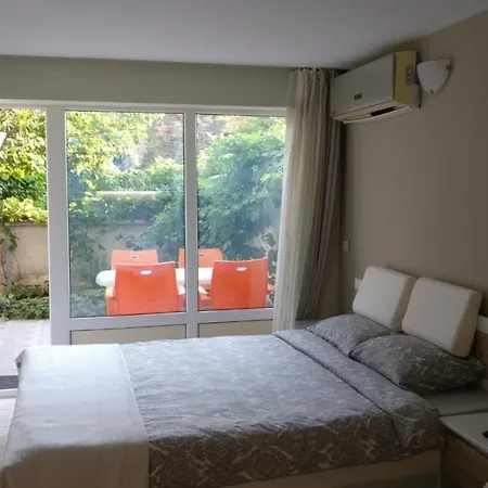 公寓 Treti Mart North 普里莫尔斯科