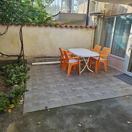 Treti Mart North Apartament Primorsko