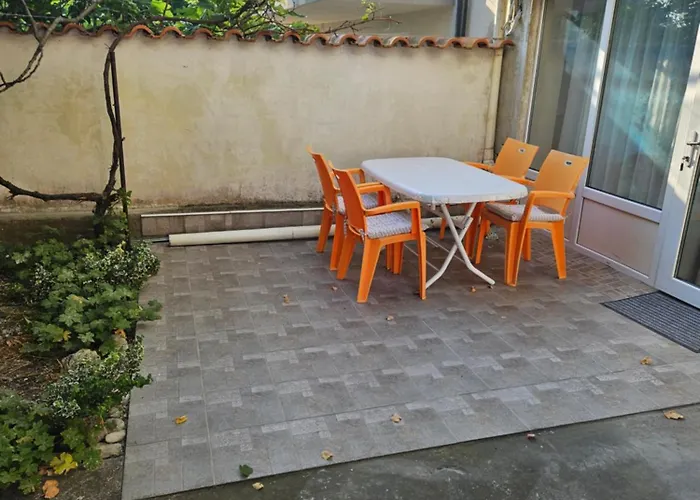 Treti Mart North Apartament Primorsko