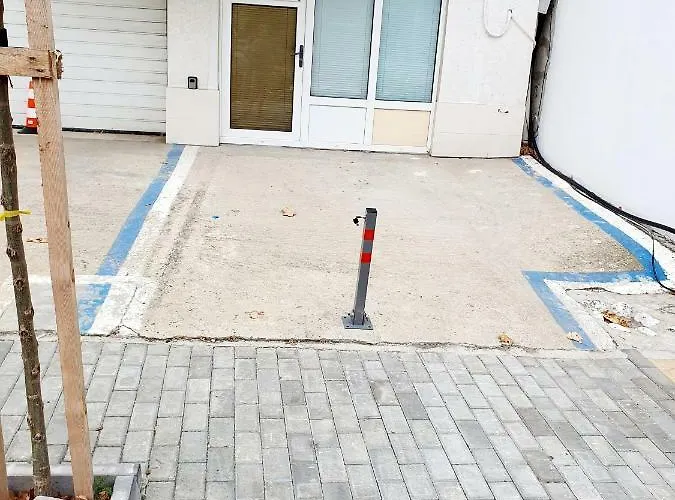 Treti Mart North Apartament